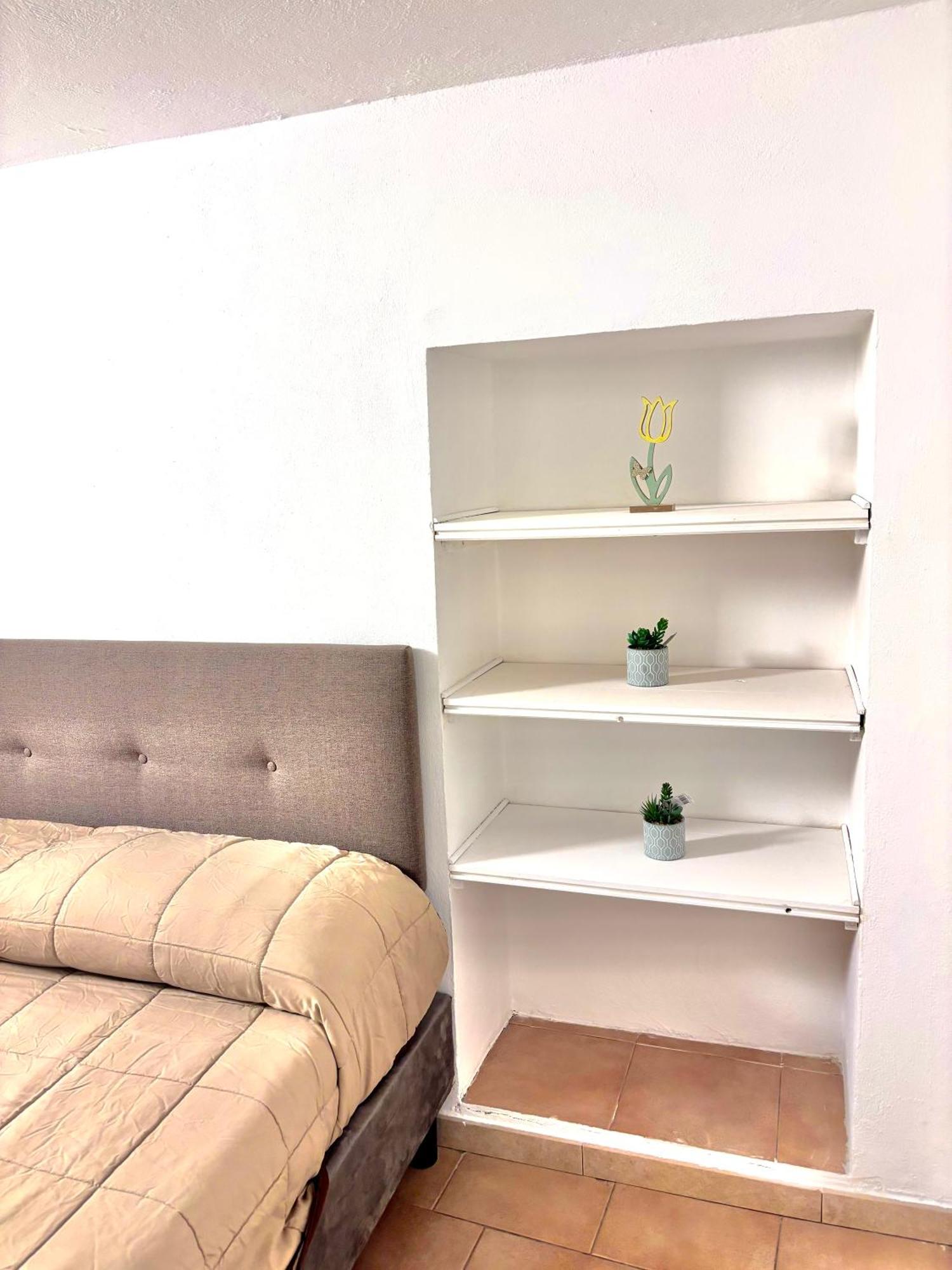 Vittoria Holiday House - Tulip Apartment And Tulip Room Stresa Ngoại thất bức ảnh