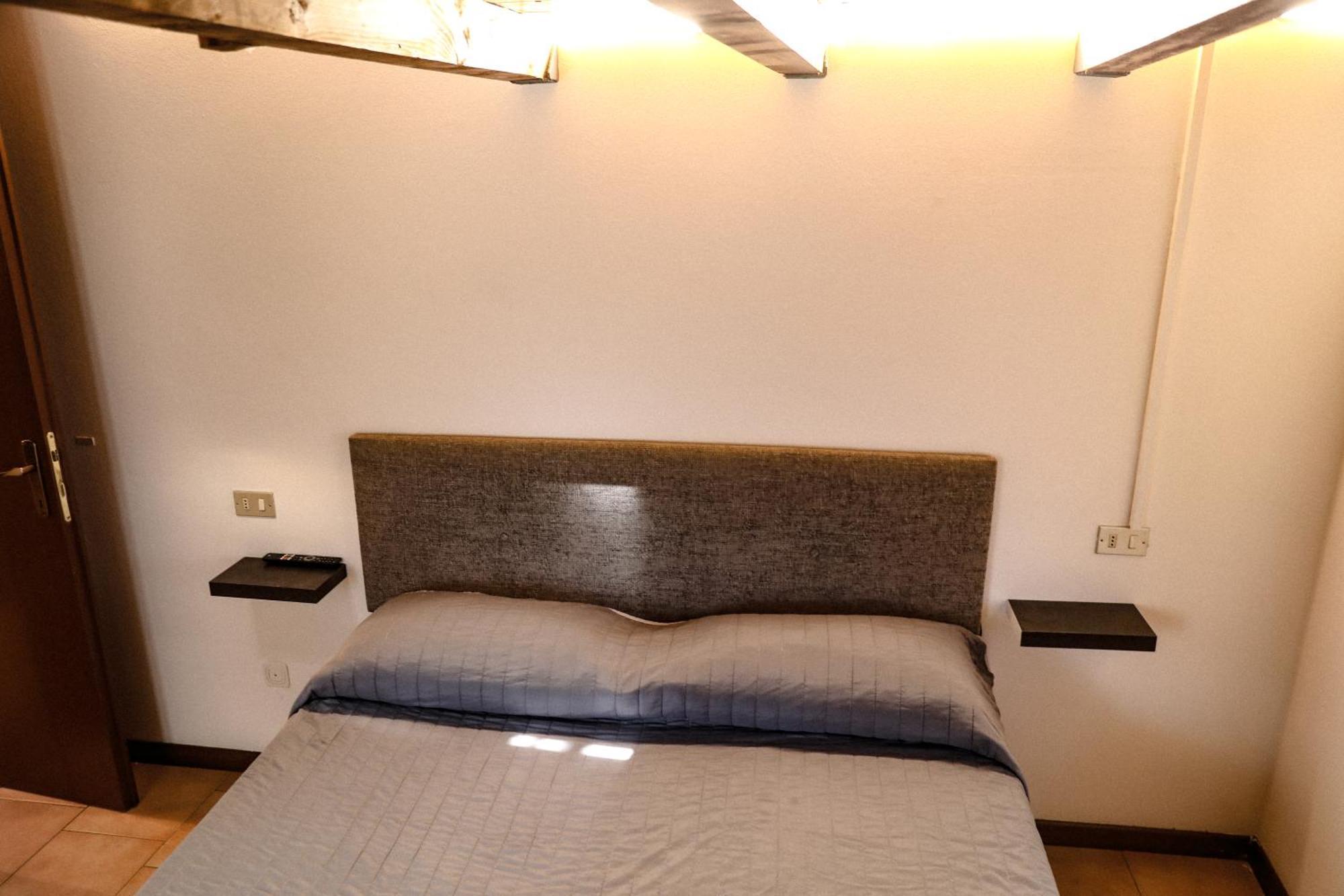 Vittoria Holiday House - Tulip Apartment And Tulip Room Stresa Ngoại thất bức ảnh